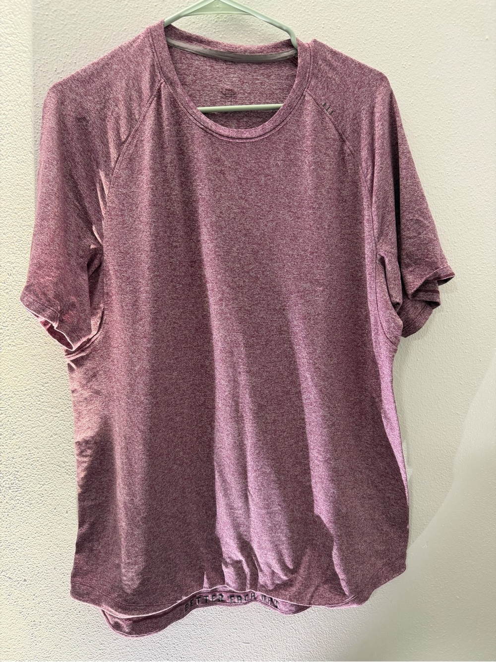 lululemon athletica Men's Heathered Mauve Short-Sleeve Crew